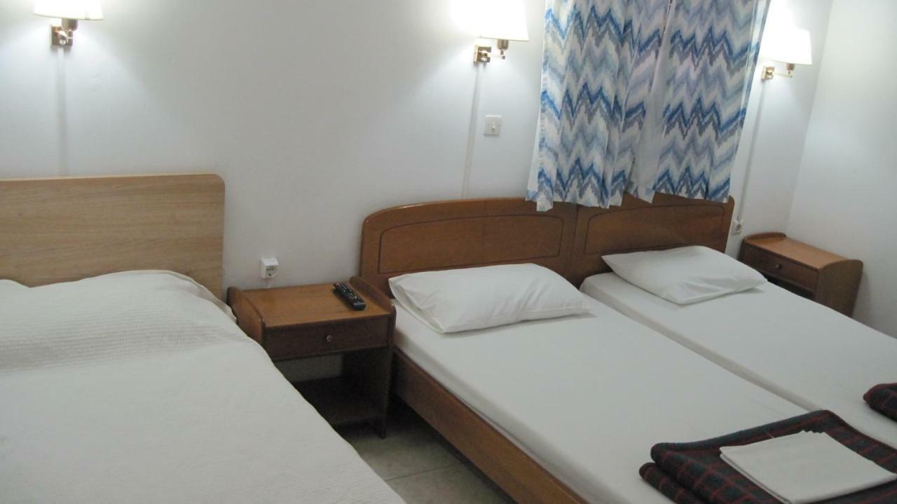 Tatsis Apartments มาซูรี ภายนอก รูปภาพ